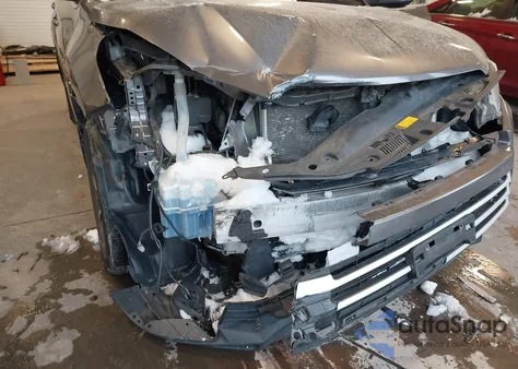 2018 Toyota Highlander Xle z USA, uszkodzony, nr VIN 5TDJZRFHXJS543558